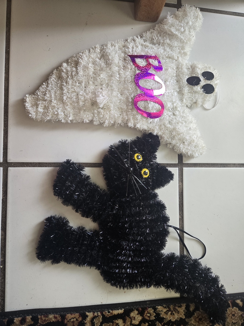Set Of Two Vintage Halloween Wall Decorations. Reto Tinsel Wire Style Ghost, Cat